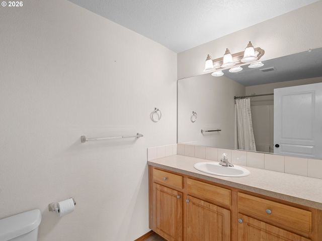 6127 Se 141ST Ave, Portland, OR 97236