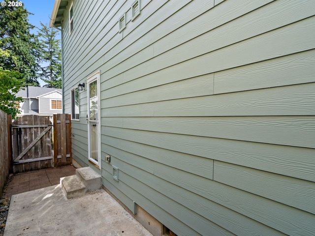 6127 Se 141ST Ave, Portland, OR 97236