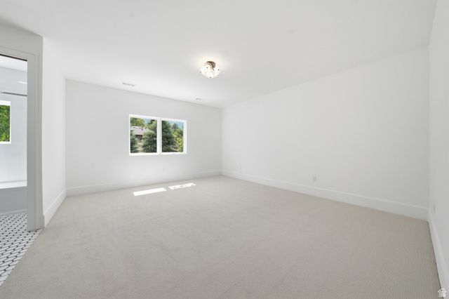 8037 S ROYAL LN, Sandy, UT 84093