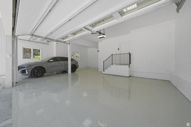 8037 S ROYAL LN, Sandy, UT 84093