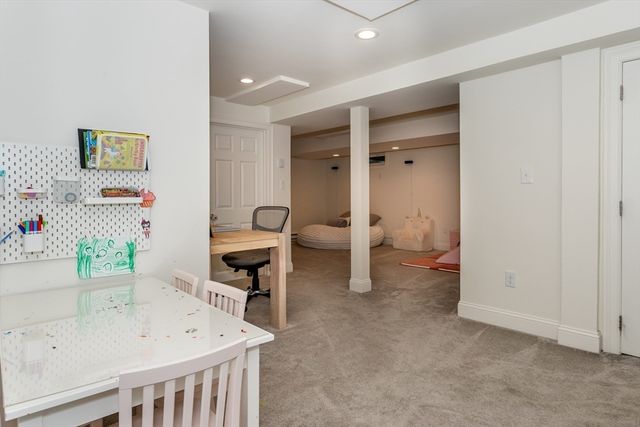 81 Assabet Rd, Quincy, MA 02169