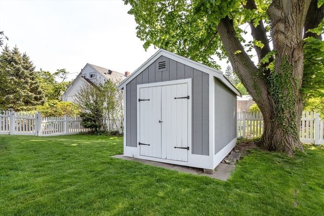 81 Assabet Rd, Quincy, MA 02169
