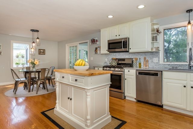 81 Assabet Rd, Quincy, MA 02169