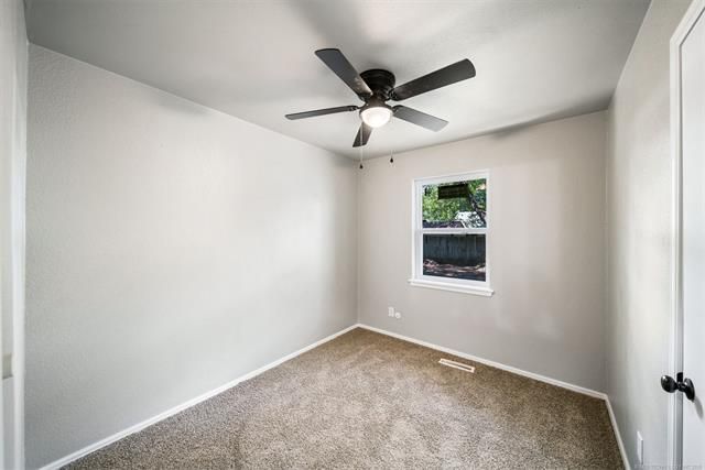 1108 N Hickory Court, Broken Arrow, OK 74012
