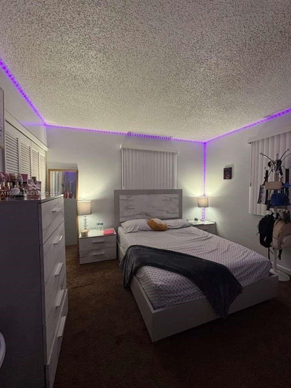 2351 W 74th St 3-101, Hialeah, FL 33016