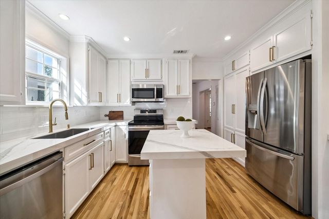2041 Dryden Road, Houston, TX 77030