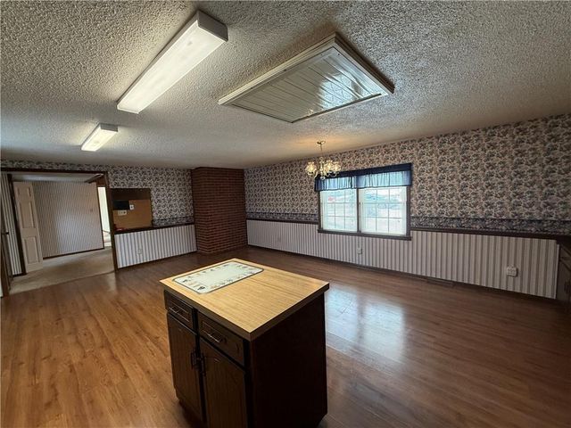 404 N 14th Street, Atchison, KS 66002