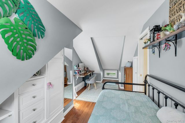 135 Division Avenue, West Sayville, NY 11796