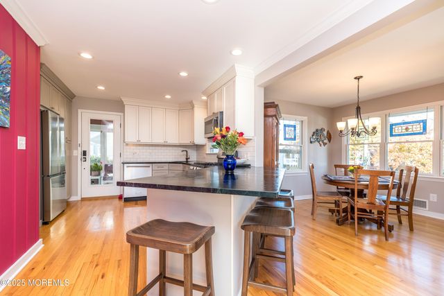 139 Stockton Avenue, Ocean Grove, NJ 07756