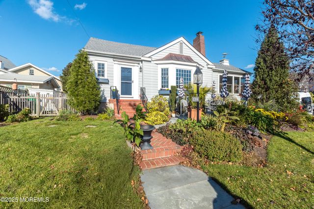 139 Stockton Avenue, Ocean Grove, NJ 07756