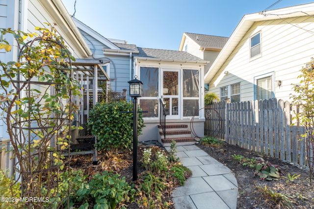 139 Stockton Avenue, Ocean Grove, NJ 07756