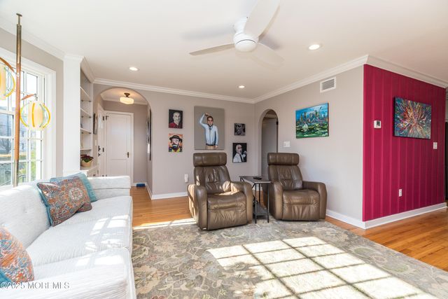 139 Stockton Avenue, Ocean Grove, NJ 07756