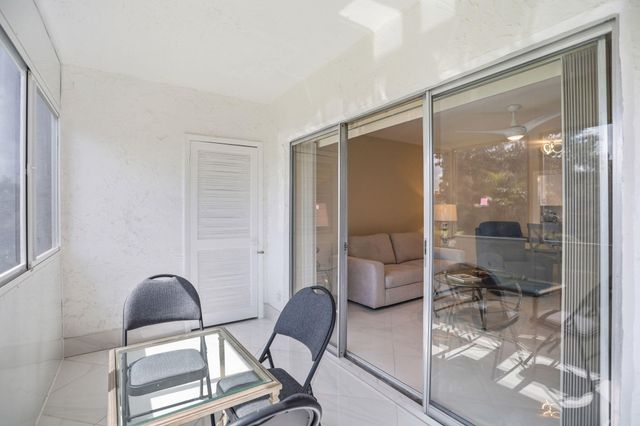 721 Lori Drive 210, Palm Springs, FL 33461