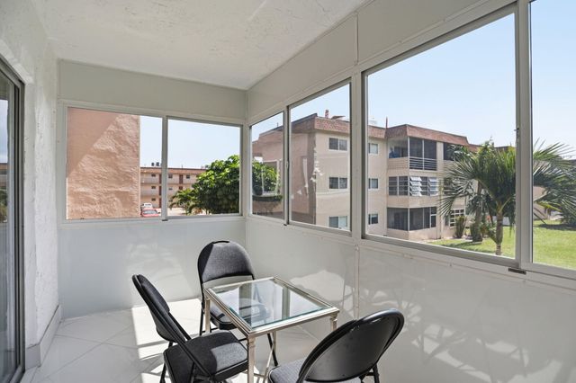 721 Lori Drive 210, Palm Springs, FL 33461