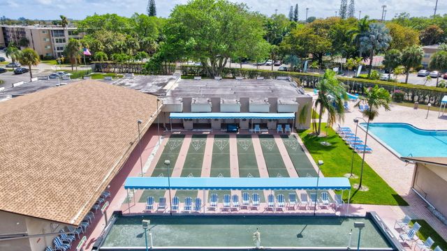 721 Lori Drive 210, Palm Springs, FL 33461