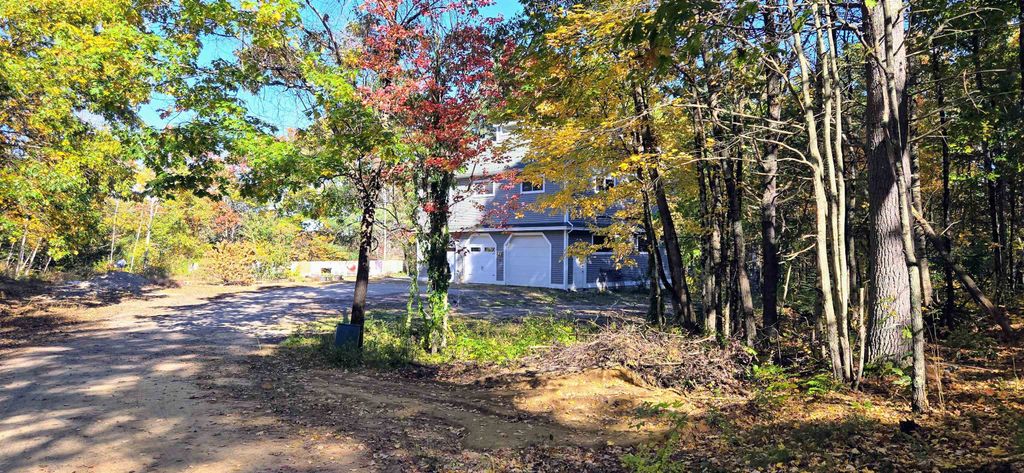 173 Garvins Falls Road, Concord, NH 03301