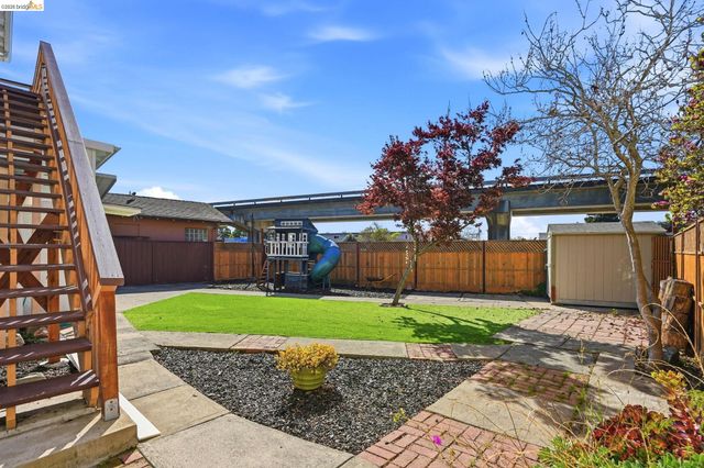 840 Key Route blvd, Albany, CA 94706