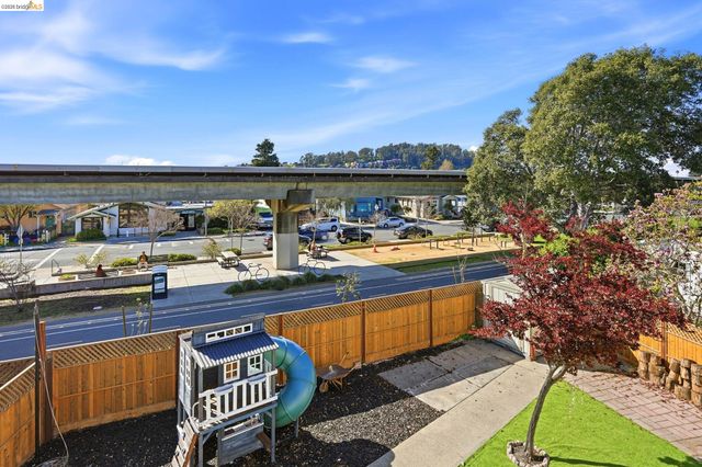 840 Key Route blvd, Albany, CA 94706