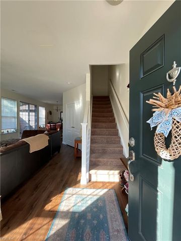 5329 Elston LN, Virginia Beach, VA 23455