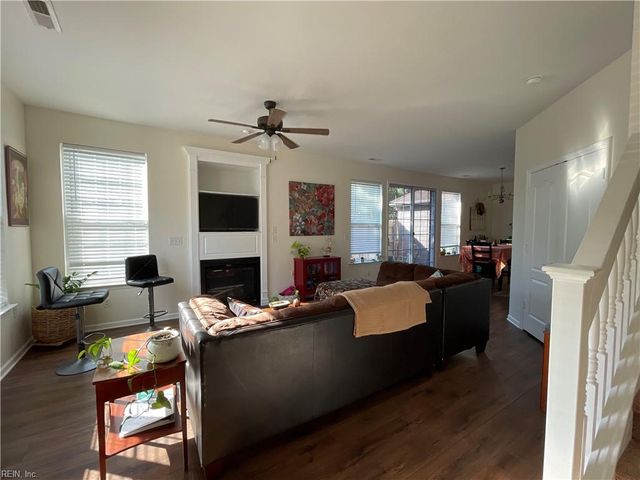 5329 Elston LN, Virginia Beach, VA 23455