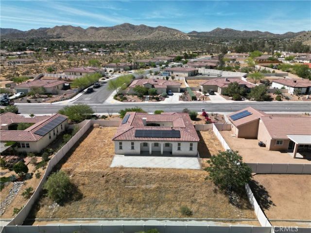 56172 Mountain View, Yucca Valley, CA 92284