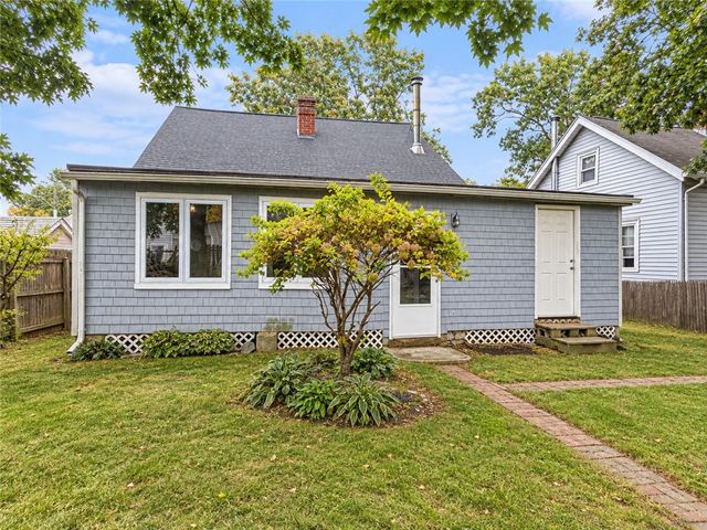 24 Vintner Avenue, East Providence, RI 02915