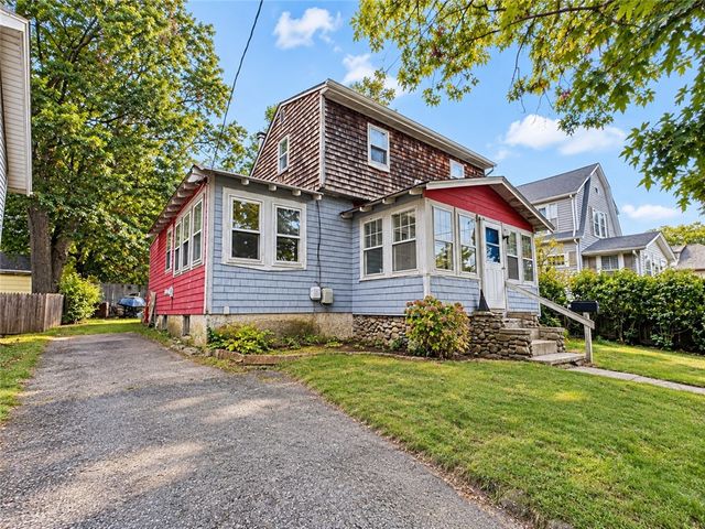 24 Vintner Avenue, East Providence, RI 02915