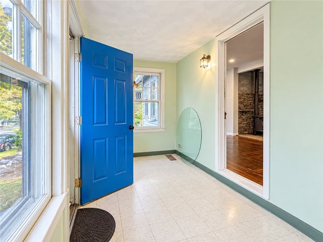 24 Vintner Avenue, East Providence, RI 02915