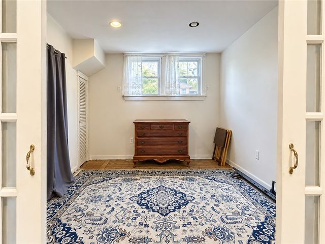 24 Vintner Avenue, East Providence, RI 02915