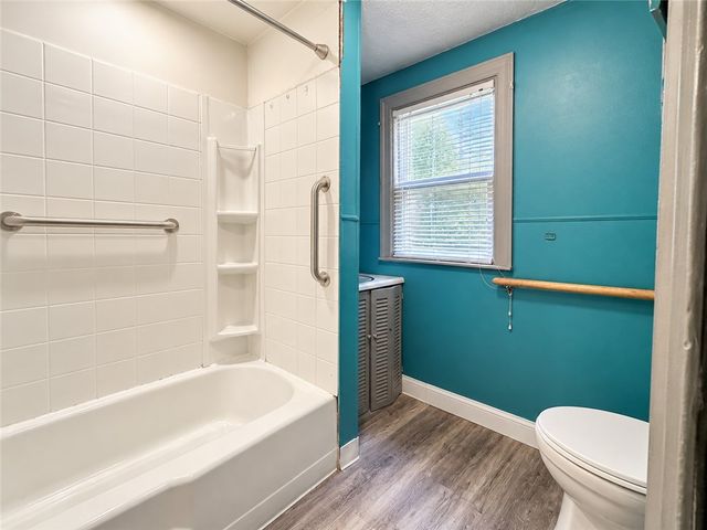 24 Vintner Avenue, East Providence, RI 02915
