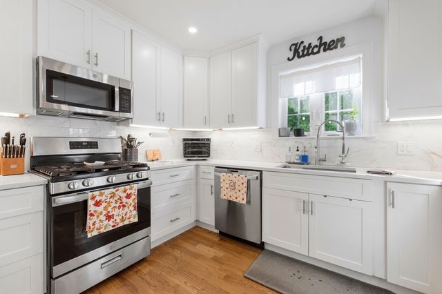 1260 Sea Street, Quincy, MA 02169