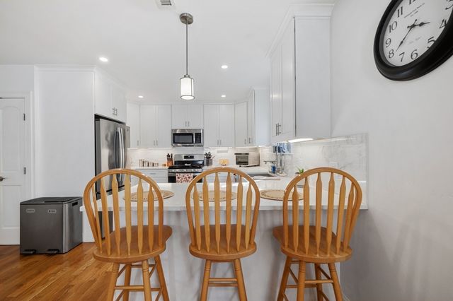 1260 Sea Street, Quincy, MA 02169