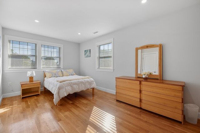 1260 Sea Street, Quincy, MA 02169