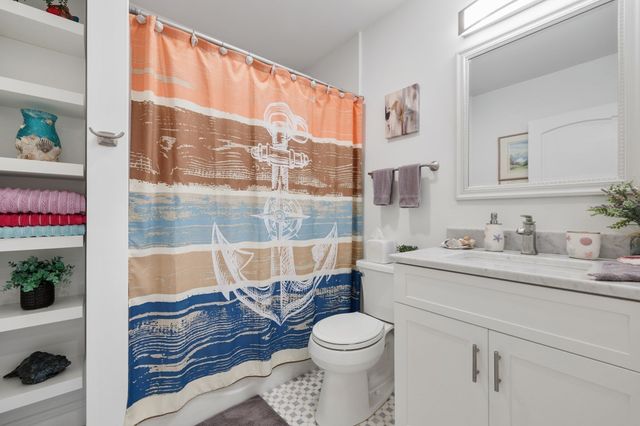 1260 Sea Street, Quincy, MA 02169