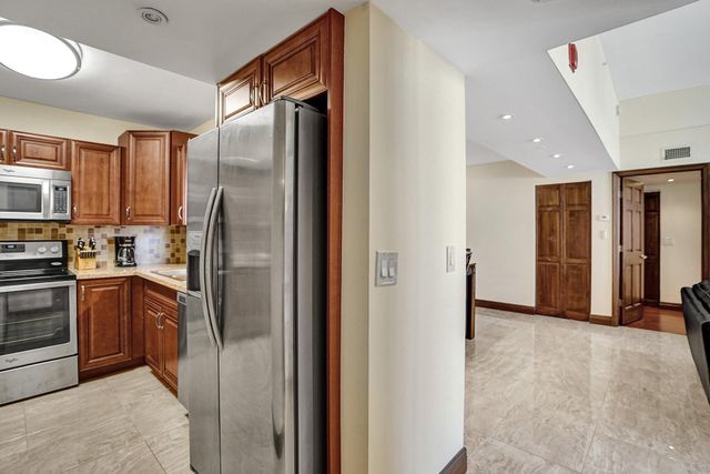1350 SE 3RD Avenue 406, Dania Beach, FL 33004