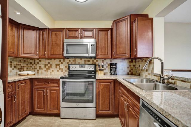 1350 SE 3RD Avenue 406, Dania Beach, FL 33004