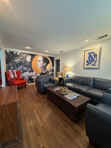 8642 Daytonia Avenue, Dallas, TX 75218