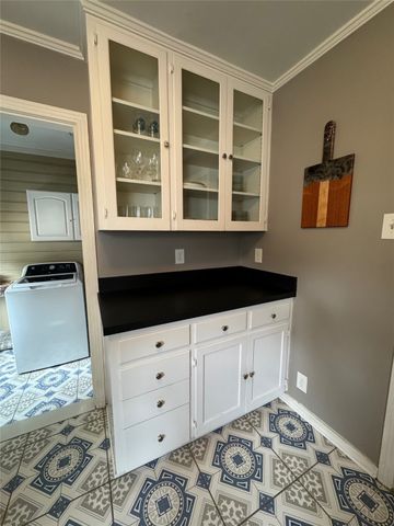 8642 Daytonia Avenue, Dallas, TX 75218