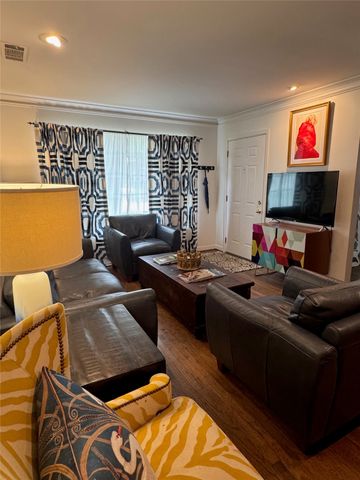 8642 Daytonia Avenue, Dallas, TX 75218