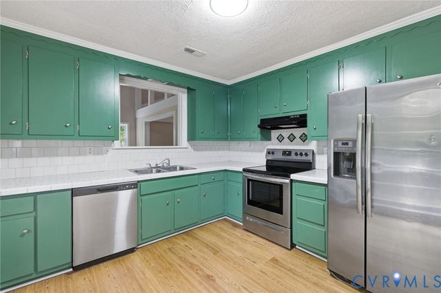 7254 Public Ln, Mechanicsville, VA 23111