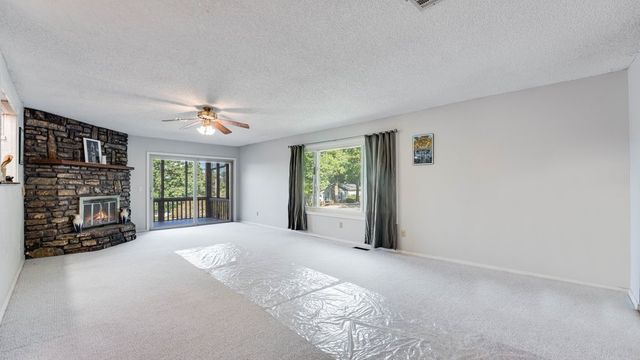 78 Elizabeth Drive, Bella Vista, AR 72715