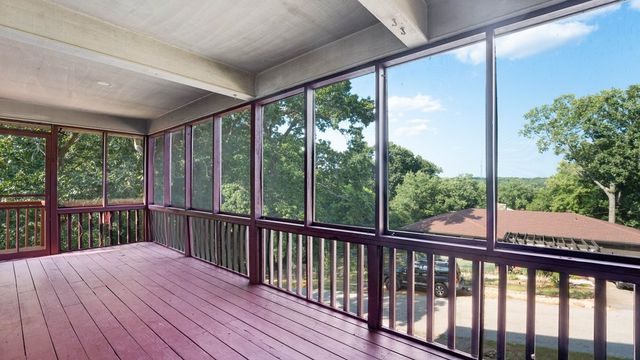 78 Elizabeth Drive, Bella Vista, AR 72715