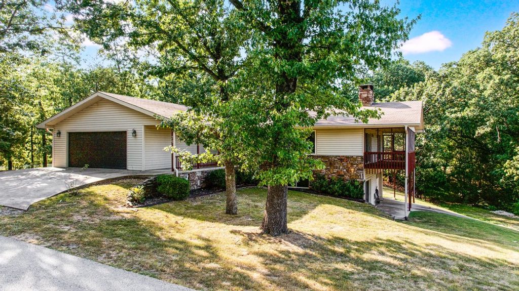 78 Elizabeth Drive, Bella Vista, AR 72715