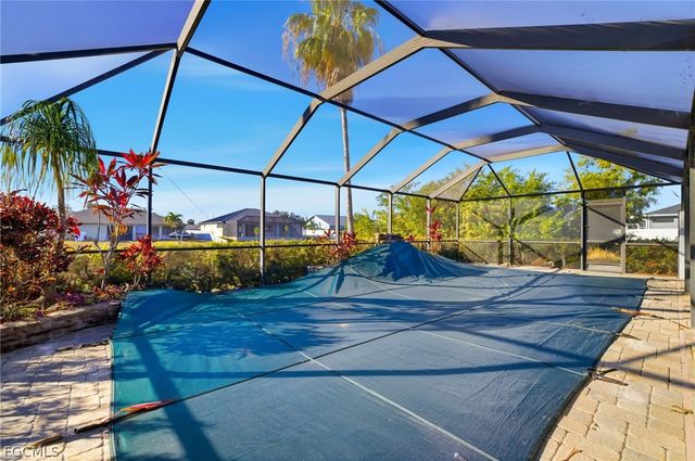 1504 NE 2nd TER, Cape Coral, FL 33909