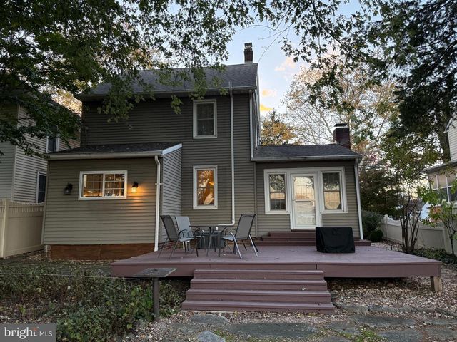 83 GEORGE ST, Hanover, PA 17331