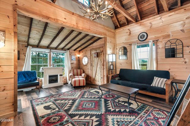 1174 Sharp Road, Sevierville, TN 37876