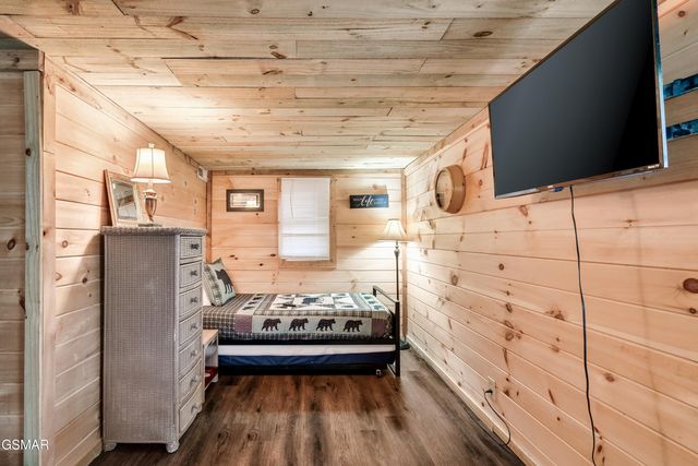 1174 Sharp Road, Sevierville, TN 37876