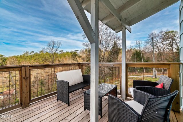 1174 Sharp Road, Sevierville, TN 37876