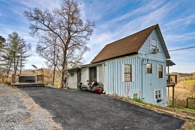 1174 Sharp Road, Sevierville, TN 37876