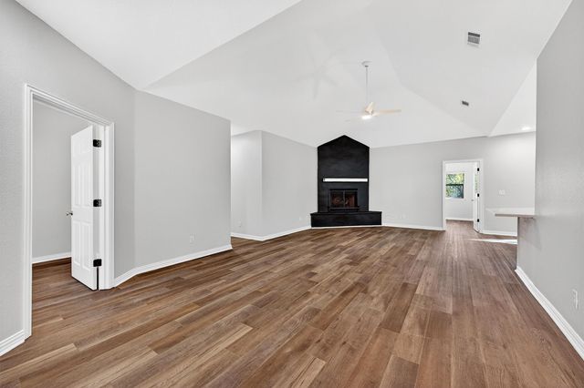 380 Crescent Drive, Pottsboro, TX 75076